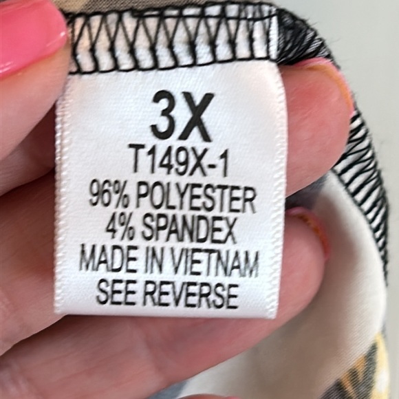 Ups & Downs Plus NWT Royal Blue Tunic Chain Print Blouse Jersey Fabric sz.3X NWT - Picture 6 of 8